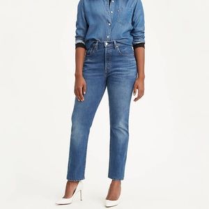 NWT Levi’s 501 Original Fit Women’s Jeans 26x32